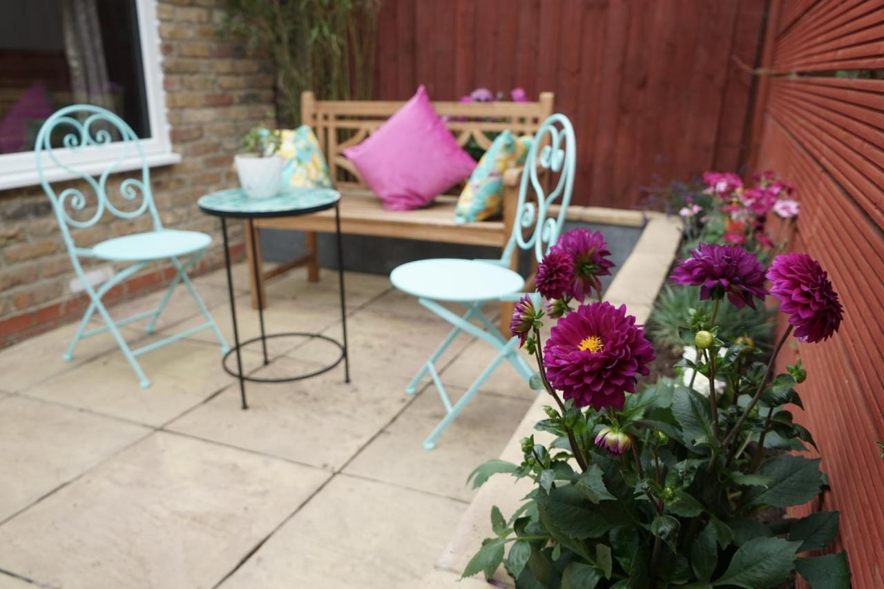 Luxury London Garden Home Sleep 7, 2 Mins To Metro Экстерьер фото